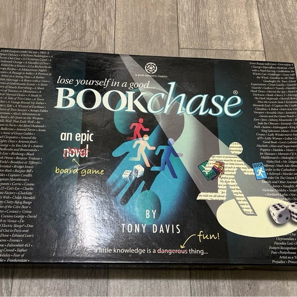 Bookchase Board Game - Picture 1 of 2